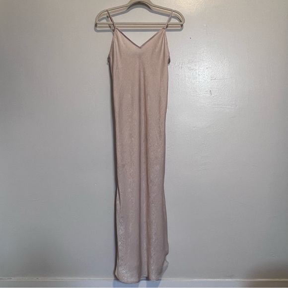 Banana Republic Blush Slip Dress - Picture 1 of 6